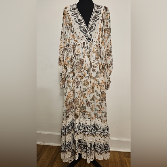 By Anthropologie V-Neck Long-Sleeve Maxi Dress - Picture 9 of 10